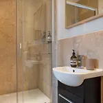 The Artists Loft - Luxury District With Private Parking * ケンダル