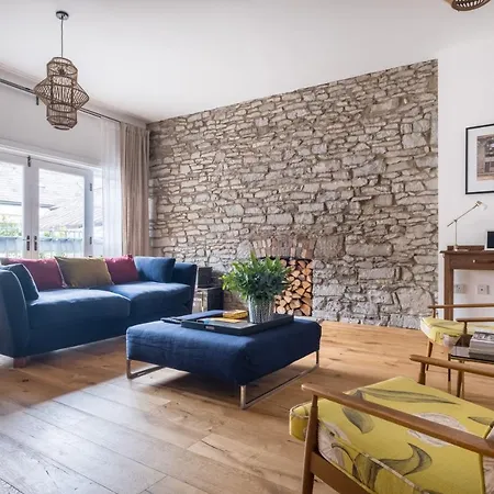 The Artists Loft - Luxury District With Private Parking Apartment Kendal